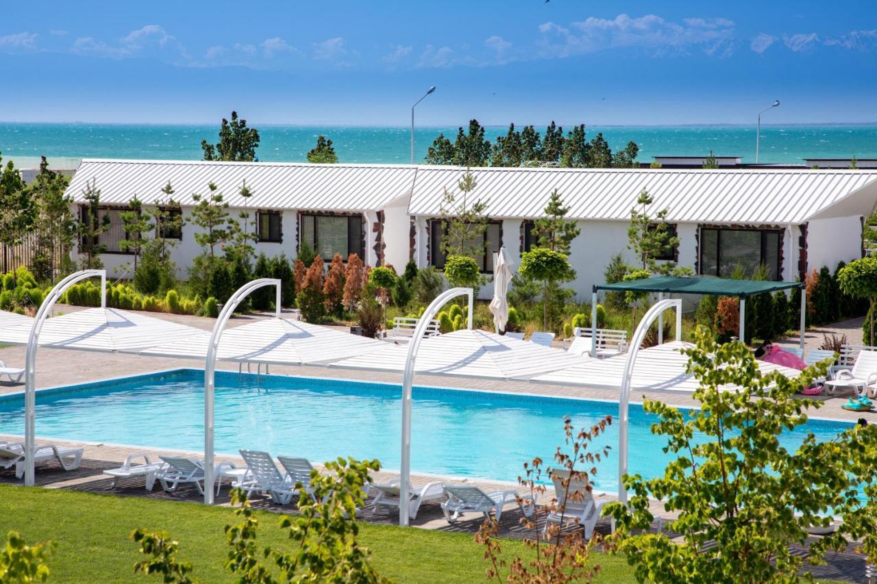 La Dolce Vita Resort Kapchagay Exterior foto